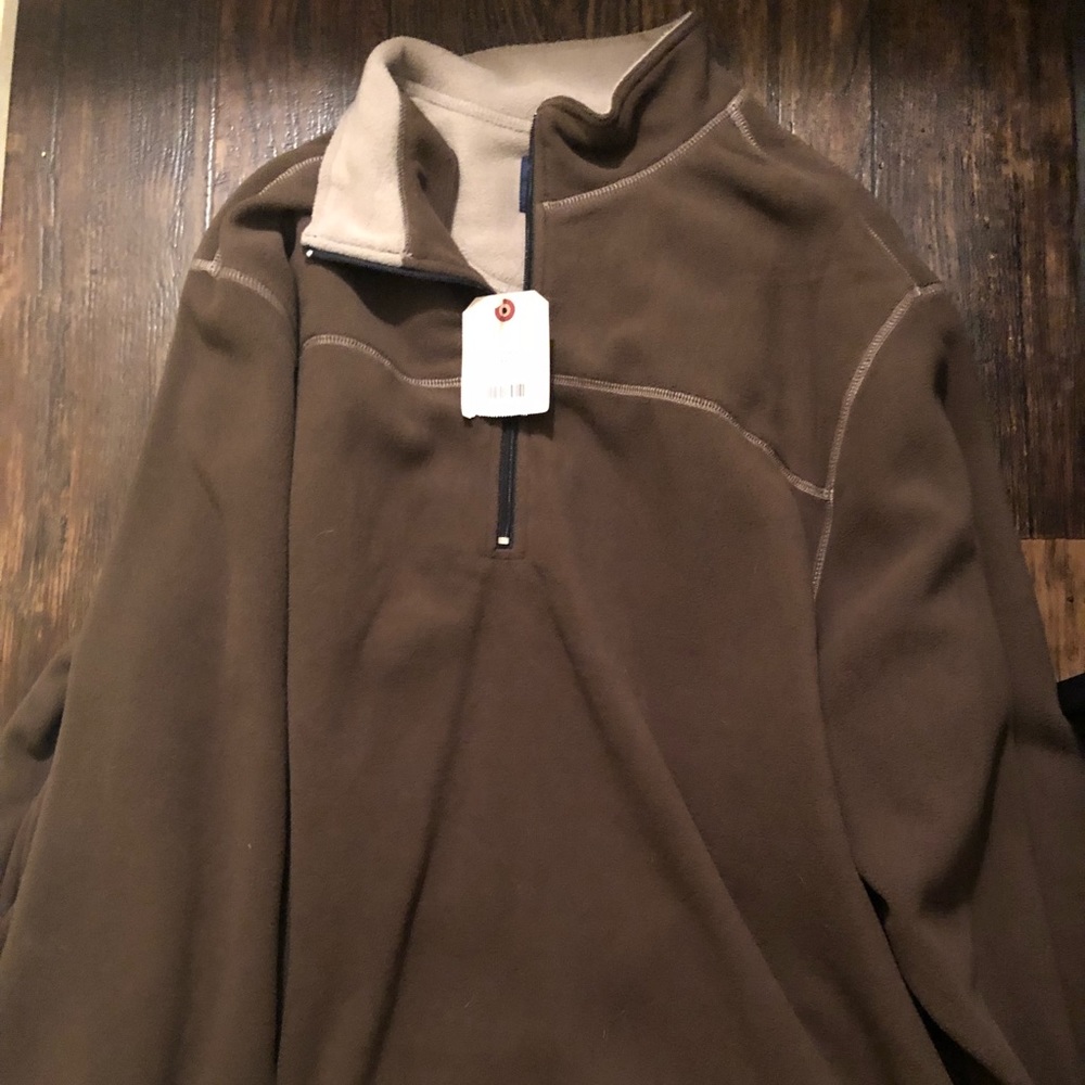 Brown men’s pullover